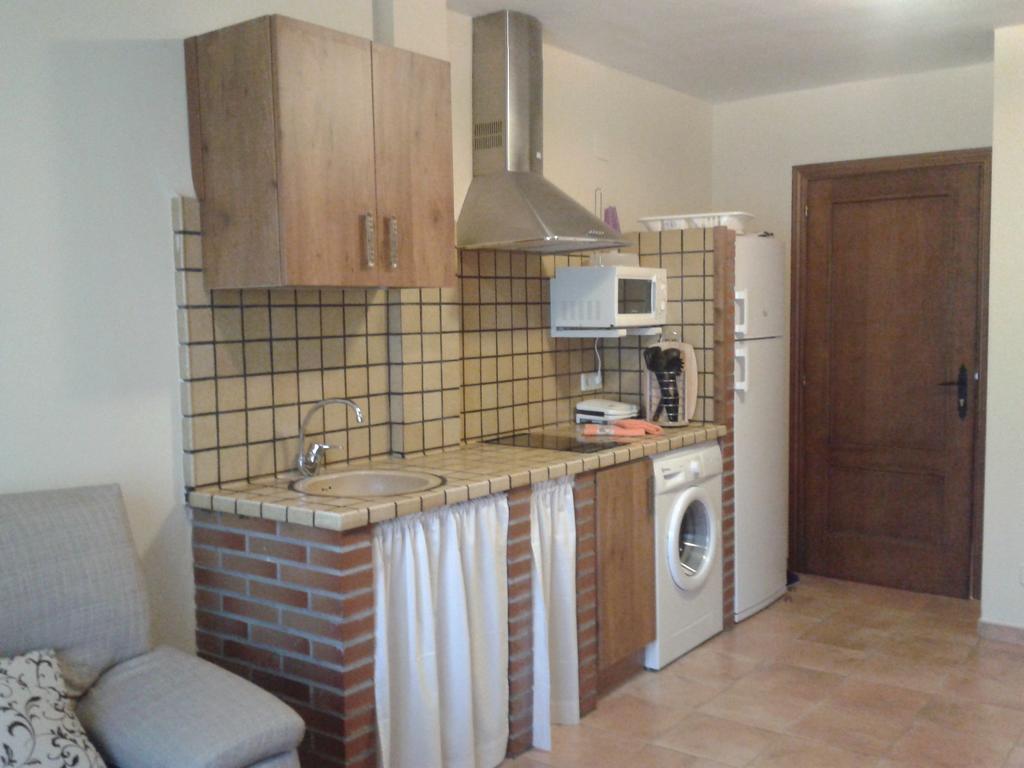 Apartamentos Pirineos Ordesa El Pueyo de Araguas Екстер'єр фото