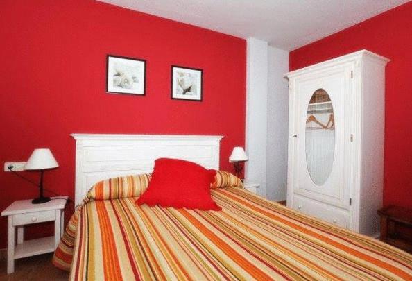 Apartamentos Pirineos Ordesa El Pueyo de Araguas Екстер'єр фото