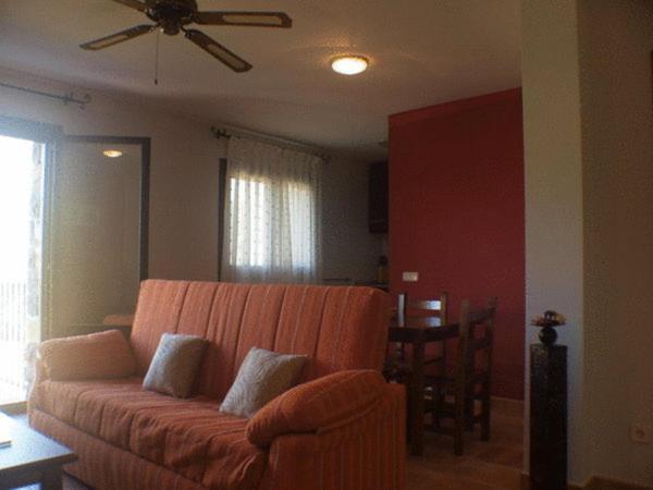 Apartamentos Pirineos Ordesa El Pueyo de Araguas Екстер'єр фото